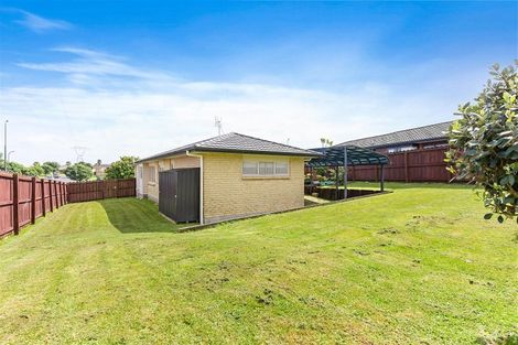 Photo of property in 26 Medvale Avenue, Flat Bush, Auckland, 2019