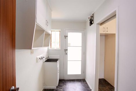 Photo of property in 2/6 Tina Place, Sunnyhills, Auckland, 2010