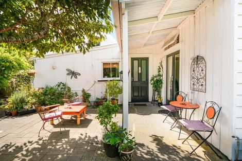 Photo of property in 9 Lambert Street, Marton, 4710