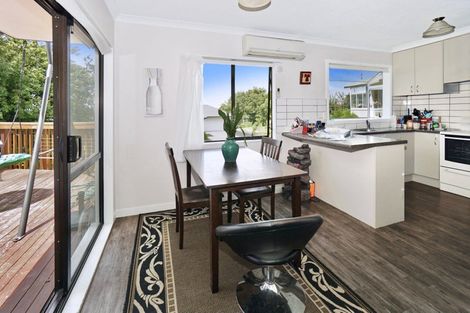 Photo of property in 8b Wiltshire Place, Te Puke, 3119