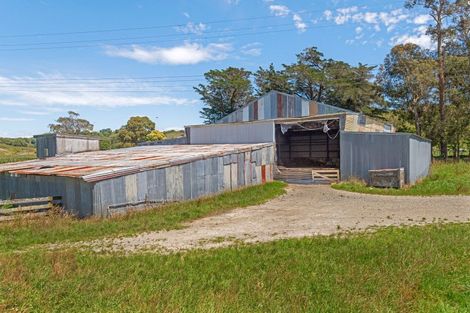 Photo of property in 95 Paremata Road, Tolaga Bay, 4077