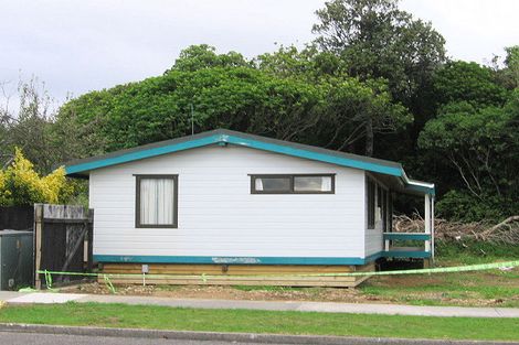 Photo of property in 48 Kapanui Road, Waikanae, 5036