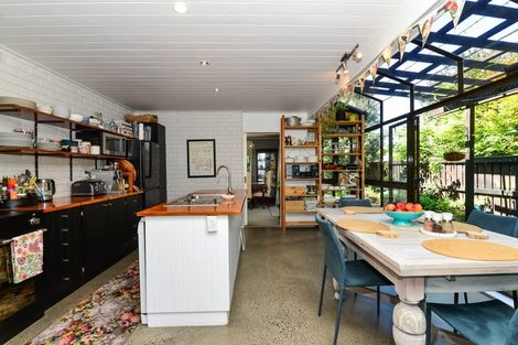 Photo of property in 28 Cooper Place, Chedworth, Hamilton, 3210