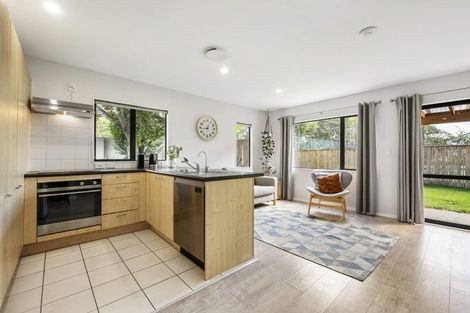 Photo of property in Casa Bella, 1/427 Albany Highway, Albany, Auckland, 0632