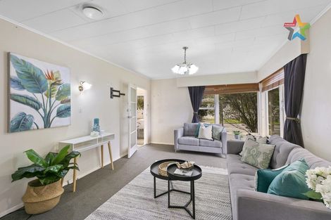 Photo of property in 35 Percy Cameron Street, Avalon, Lower Hutt, 5011