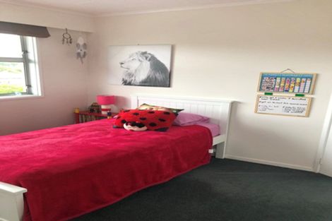 Photo of property in 8a Arnot Avenue, Clouston Park, Upper Hutt, 5018