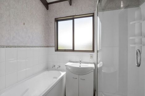 Photo of property in 13 Gails Drive, Okura, Albany, 0792