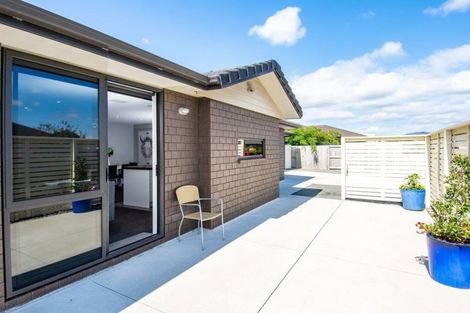 Photo of property in 17 Butterworth Crescent, Papamoa Beach, Papamoa, 3118
