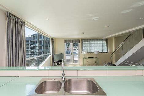Photo of property in Hb Apartments, 5/3 Holland Street, Te Aro, Wellington, 6011