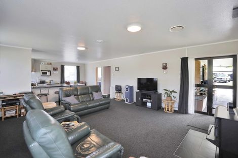 Photo of property in 100 Melcombe Street, Tinwald, Ashburton, 7700