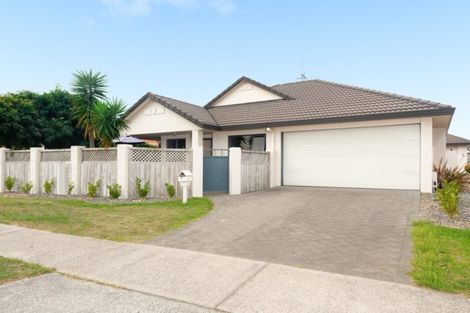 Photo of property in 59 Sandhurst Drive, Papamoa Beach, Papamoa, 3118