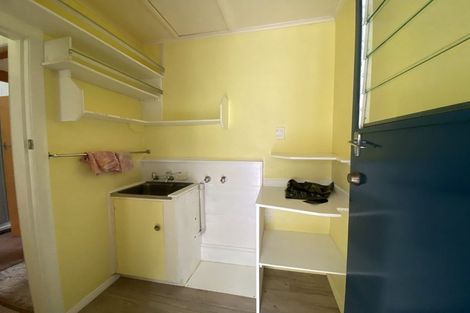 Photo of property in 100 Milton Terrace, Picton, 7220