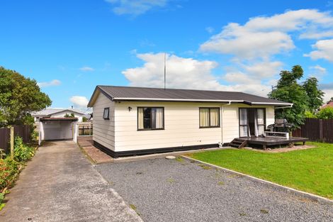 Photo of property in 37 Templeton Place, Clendon Park, Auckland, 2103