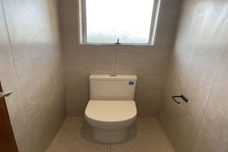 Photo of property in 133 Onewa Road, Northcote, Auckland, 0627