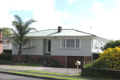 Photo of property in 31 Matipo Road, Te Atatu Peninsula, Auckland, 0610