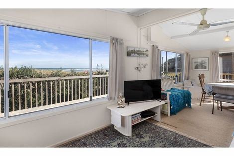 Photo of property in 37 Marine Drive, Te Kopuru, Dargaville, 0371