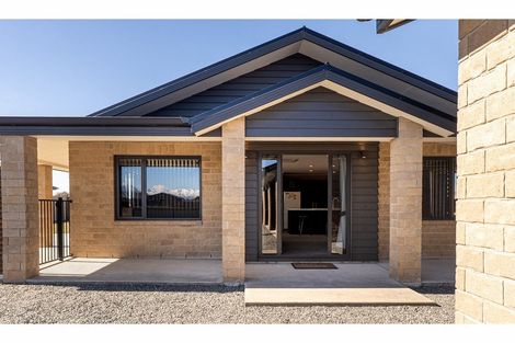 Photo of property in 15 Greenfield Place, Twizel, 7901