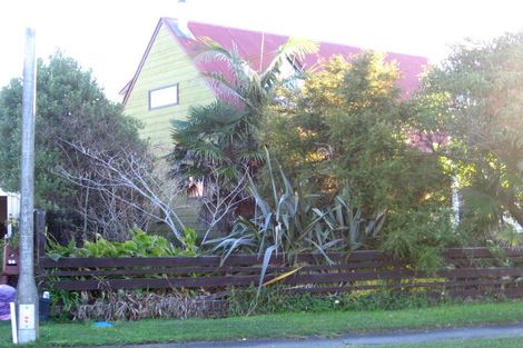 Photo of property in 24 Nukumea Common, Orewa, 0931