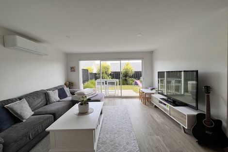 Photo of property in 6 Hoiho Road, Pukekohe, 2120