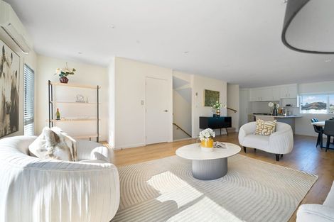 Photo of property in 81 Bordeaux Parade, Te Atatu South, Auckland, 0610