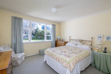 Photo of property in 181 Te Moana Road, Waikanae, 5036