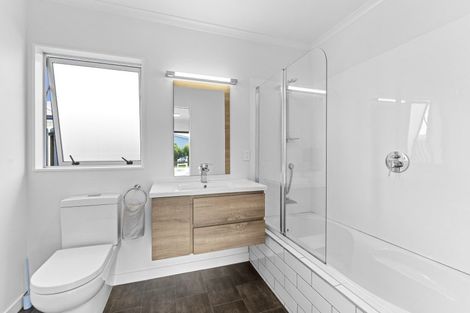 Photo of property in 11 Te Harawira Street, Otaki, 5512