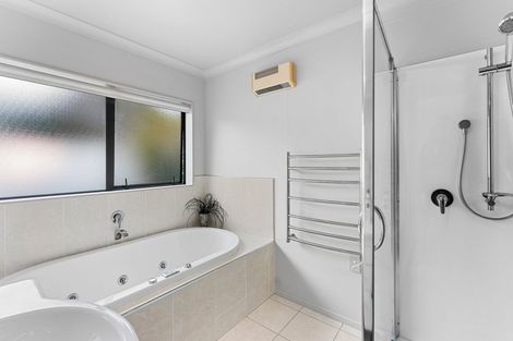 Photo of property in 18 Ludlam Way, Otaki, 5512