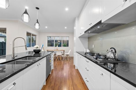 Photo of property in 17 Hughs Way, Flat Bush, Auckland, 2019
