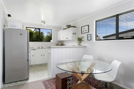 Photo of property in 84 Hyde Avenue, Richmond Heights, Taupo, 3330