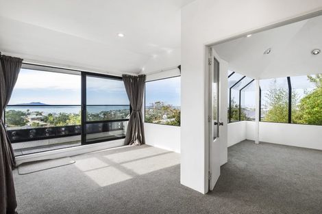 Photo of property in 2/173 East Coast Road, Castor Bay, Auckland, 0620