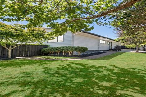 Photo of property in 69a Kervil Avenue, Te Atatu Peninsula, Auckland, 0610