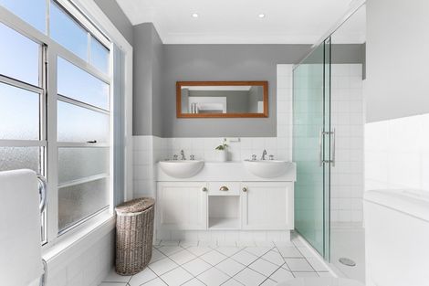 Photo of property in 6 Norfolk Way, Welcome Bay, Tauranga, 3112