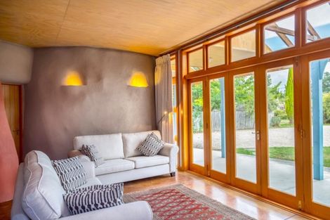 Photo of property in 22 Cambridge Road, Martinborough, 5711