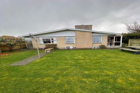Photo of property in 2/42 Roberta Drive, Somerfield, Christchurch, 8024