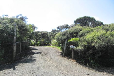 Photo of property in 9 Te Aute Ridge Road, Waitakere, Henderson, 0781