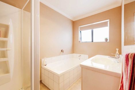 Photo of property in 58 Staithes Drive North, Whitby, Porirua, 5024