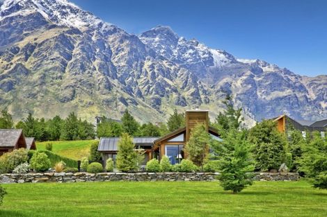 Photo of property in 22 Rannoch Drive, Jacks Point, Queenstown, 9371