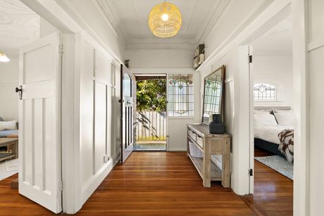 Photo of property in 268 Macandrew Road, Forbury, Dunedin, 9012