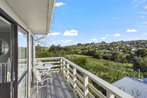 Photo of property in 1297b Whangaparaoa Road, Army Bay, Whangaparaoa, 0930