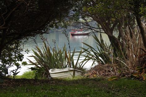 Photo of property in 16 Major Bridge Drive, Russell, 0272