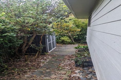 Photo of property in 2/32 Trinidad Road, Sunnynook, Auckland, 0620