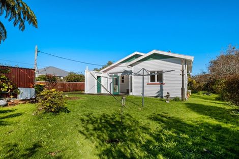 Photo of property in 24 Seymour Street, Waitara, 4320