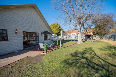 Photo of property in 42 Kenmare Street, Alexandra, 9320