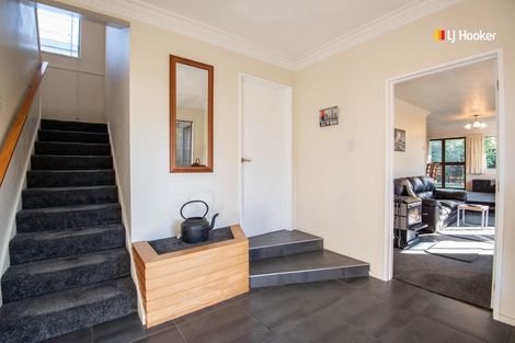 Photo of property in 61 Kinmont Crescent, Kinmont Park, Mosgiel, 9024