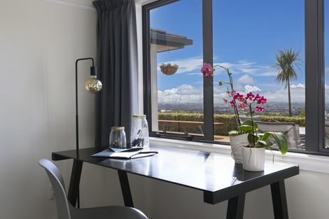 Photo of property in 32 Roger Guy Place, Welcome Bay, Tauranga, 3175