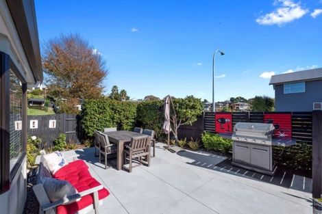 Photo of property in 3a Seaway Terrace, Otumoetai, Tauranga, 3110