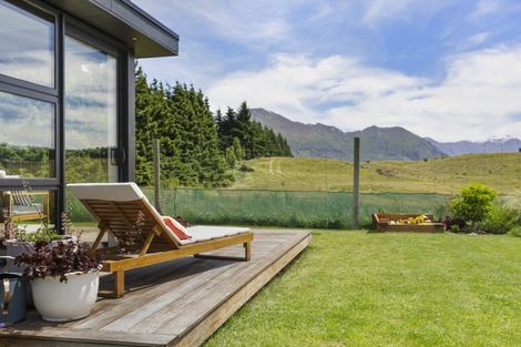 Photo of property in 12 Robrosa Street, Wanaka, 9305