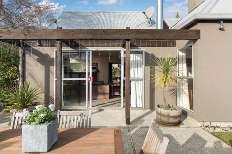 Photo of property in 17 Kawarau Place, Frankton, Queenstown, 9300