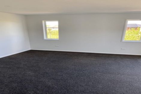 Photo of property in 52 Watkins Drive, Rangiora, 7400