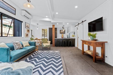 Photo of property in 78 Motutara Road, Muriwai, Waimauku, 0881